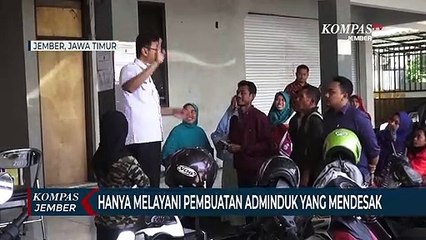 Cegah Corona, Kantor Dispendukcapil Jember Disemprot Disinfektan
