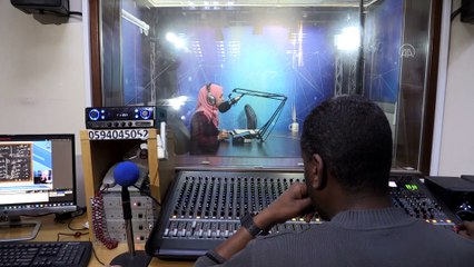 Gazze'de, koronavirüsün engellediği eğitim radyo ve sosyal paylaşım siteleri üzerinden veriliyor