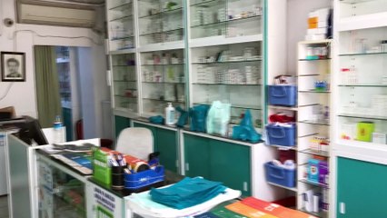 Eczacıdan şeffaf branda ile koronavirüs önlemi - EDİRNE