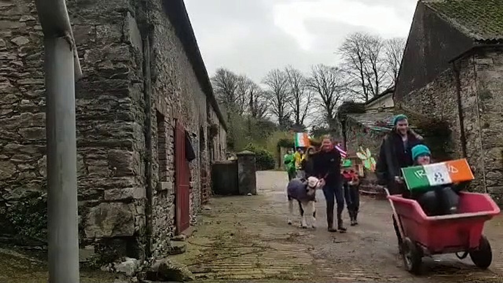 ⁣Family Does Small-Scale St. Patrick's Day Parade During Coronavirus