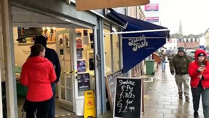 FISH SHOP FIGHTING FIT