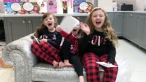 Sophia, Isabella e Alice Brincando e Lendo Cartas