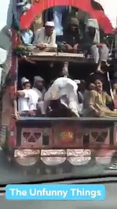 Amazing & Funny Things Only In Pakistan  AZADI March corona virus of Pakistan  / funny from Pakistan