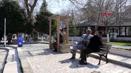 EDİRNE Yaşlıların uyarıları dikkate almaması üzerine banklar kaldırıldı