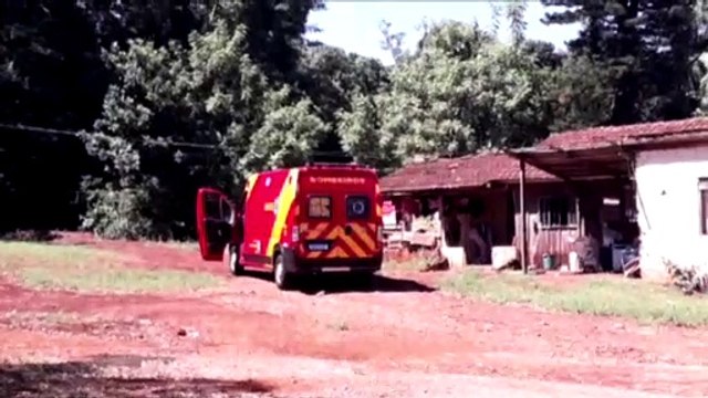 Homem fica ferido ao cair em residência na Rua Rio da Paz
