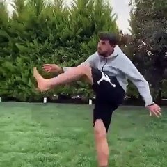 Ozan Tufan'dan #EvdeKal challenge'ı için video