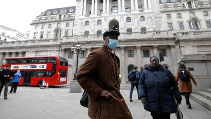 İngiltere'de koronavirüs salgını nedeniyle eğlence mekanları kapatılacak