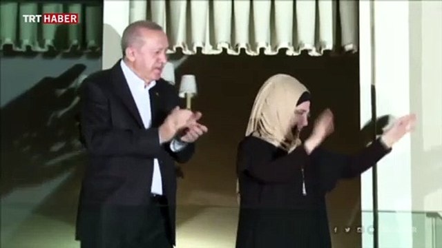 Cumhurbaşkanı Erdoğan'dan sağlık çalışanlarına alkış