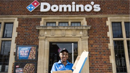 Domino’s To Hire 10,000 Workers