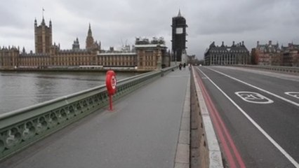 El Reino Unido cierra los pubs y toma medidas para frenar despidos