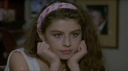 L'attenzione con Amanda e Stefania Sandrelli