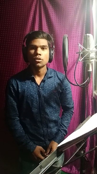ajeem_khaansingar_from_barabankilive_in_studio. A.R.pvt.ltd.