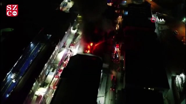 Esenyurt’ta kimyasal boya ve plastik ürünler fabrikasında yangın