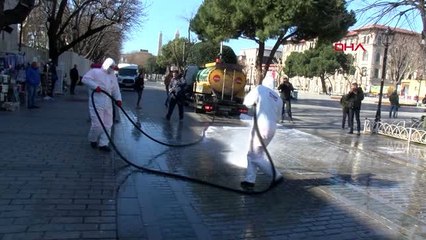 SULTANAHMET MEYDANI DEZENFEKTE EDİLDİ