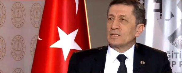 Bakan Selçuk'a canlı yayında soruldu: Okul tatili uzayacak mı?