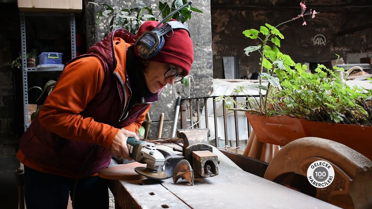 (Gelecek 100 Yılın Habercileri) 5 asırlık Kurşunlu Han zanaat ile sanatı buluşturuyor - İSTANBUL