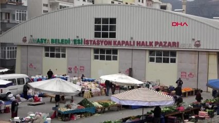 Amasya'da, koronavirüse karşı pazar esnafından önlem