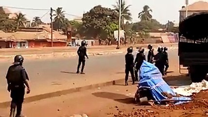 Affrontements entre Policiers et jeunes de Labé