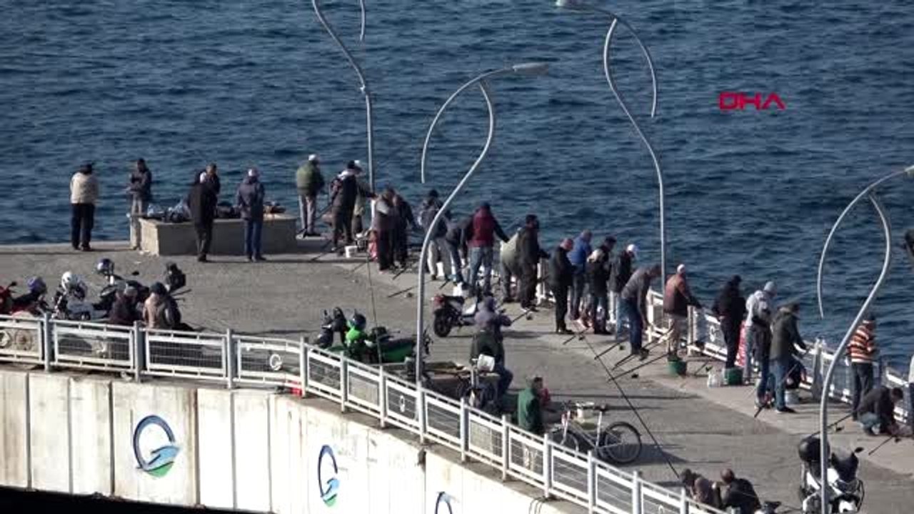 Çanakkale'de balık sevdası 'koronavirüs' dinlemedi
