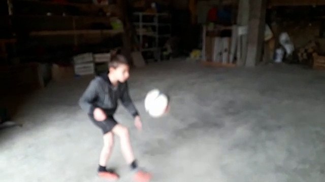 2020-03-21 - Défi soutien : 50 jonglages pour Evan