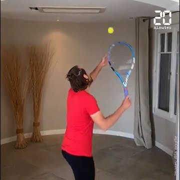 Coronavirus : Les sportifs confinés filment leurs entraînements plus ou moins sérieux