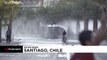 شاهد: قوات مكافحة الشغب تستخدم خراطيم المياه والغاز المسيل للدموع لتفريق محتجين في تشيلي