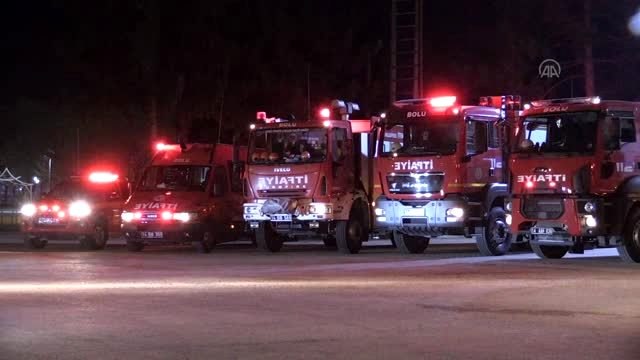 Sağlık çalışanlarına alkışlı destek