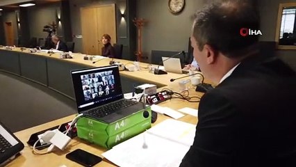 - Koronavirüs nedeniyle telekonferanslı senato toplantısı