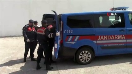 Hayvan hırsızları jandarmaya yakalandı