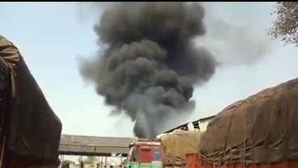 लखनऊ: काकोरी मछली मंडी में लगी आग, लोगों में मचा हड़कंप