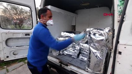 Muğla'da can dostlara mama ve su takviyesi