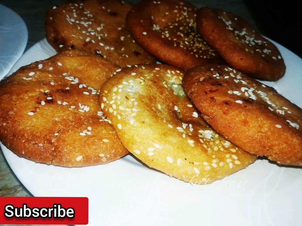 Meethi tikiyan recipe | koonday recipe | cookies recipe | brownies recipe by chef tamana's kitchen