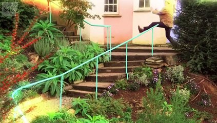 Llan-ar-goll-en - S1E14 - Caws Ogla Ofnadwy! (Terrible Smelly Cheese!)