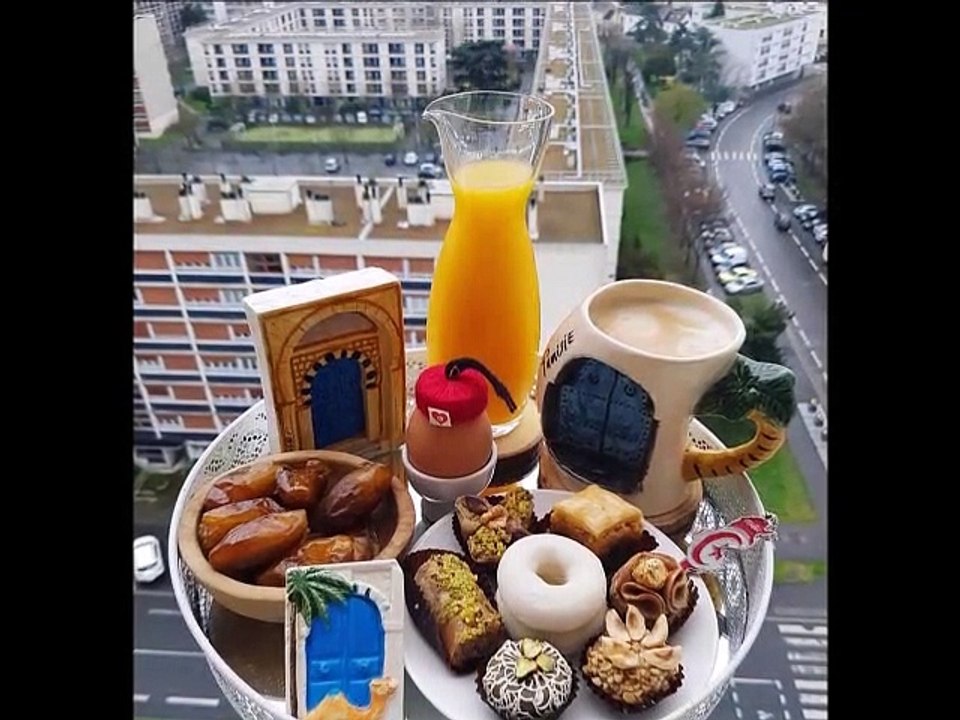 Bonjour, bonjour et excellente journée à toutes et à tous ☕️❤️ #Tunisie #SidiBousaid #IloveTunisia #Tozeur #LaGalite