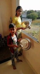 इंदौर: कोरोना संकट में भी डटे हमारे देश के सभी कर्मचारी