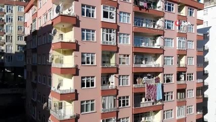 Korana'ya rağmen evlerinden mecbur çıktılar