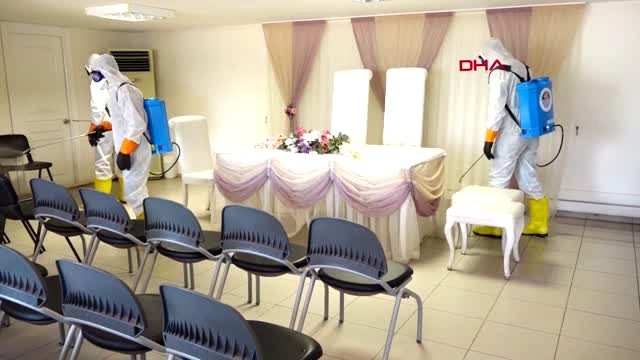 Mersin'de nikahlarda koronavirüs önlemi
