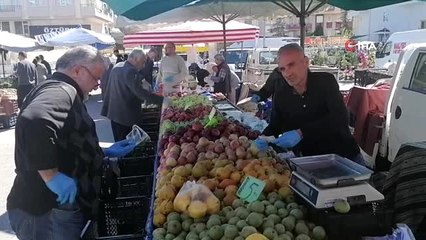 Pazarcılar sebze-meyveyi seçtirmedi