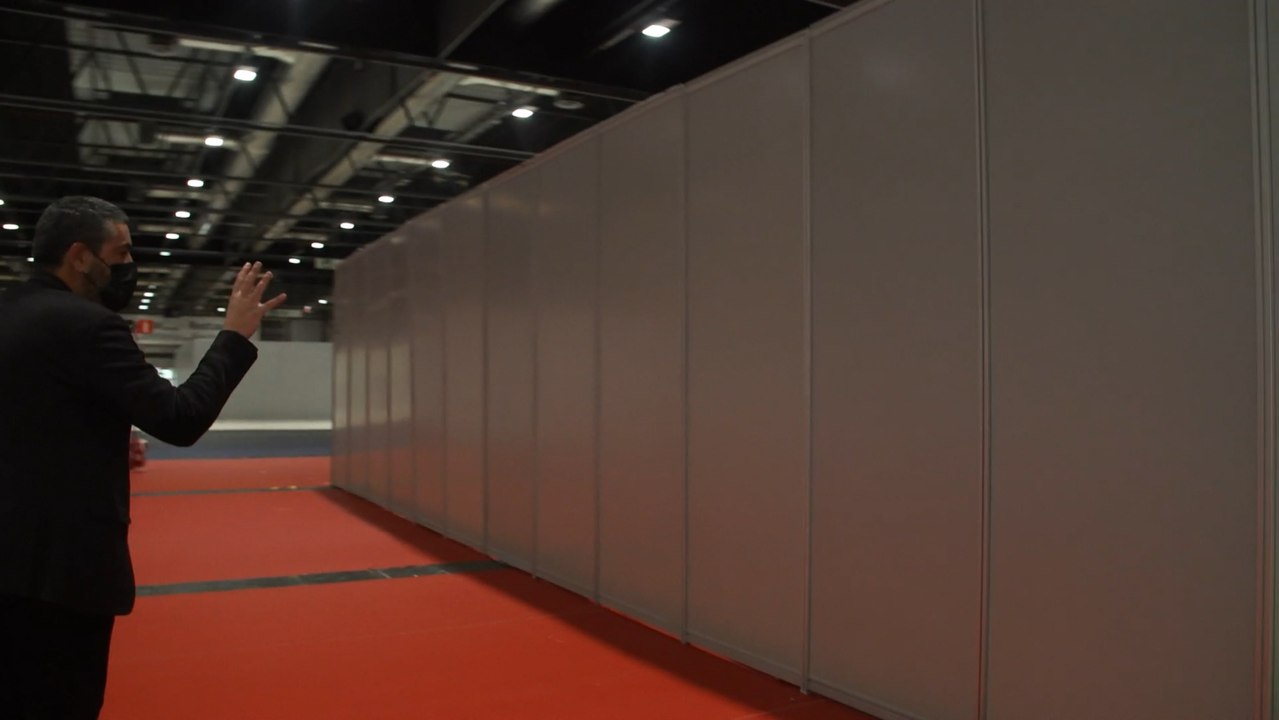 Coordinador de la construcción del Hospital IFEMA enseña las instalaciones