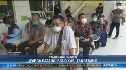 Warga Datangi RSUD Kabupaten Tangerang untuk Tes Covid-19