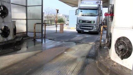 EDİRNE Kapıkule'de koronavirüse karşı TIR sürücülerine sıkı denetim