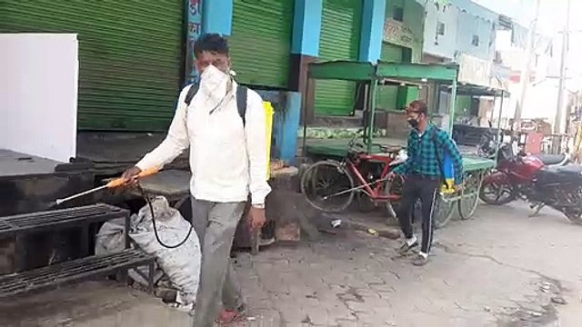 शामली: नगर पालिका परिषद ने करवाया जहरीले मच्छरों को मारने के लिए छिड़काव