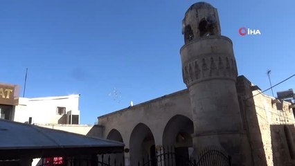 Camilerden yaşlılar için Türkçe ve Arapça anons