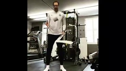 The #StayAtHomeChallenge just leveled up thanks to Petr Cech