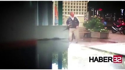 Yasağa rağmen sokağa çıkan yaşlılara suyla 'müdahale'