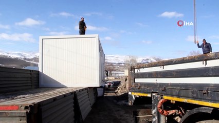 Depremzedeler için konteynerler kuruluyor