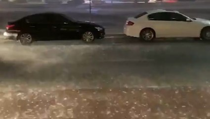 Massive hailstorm slams into Dubai