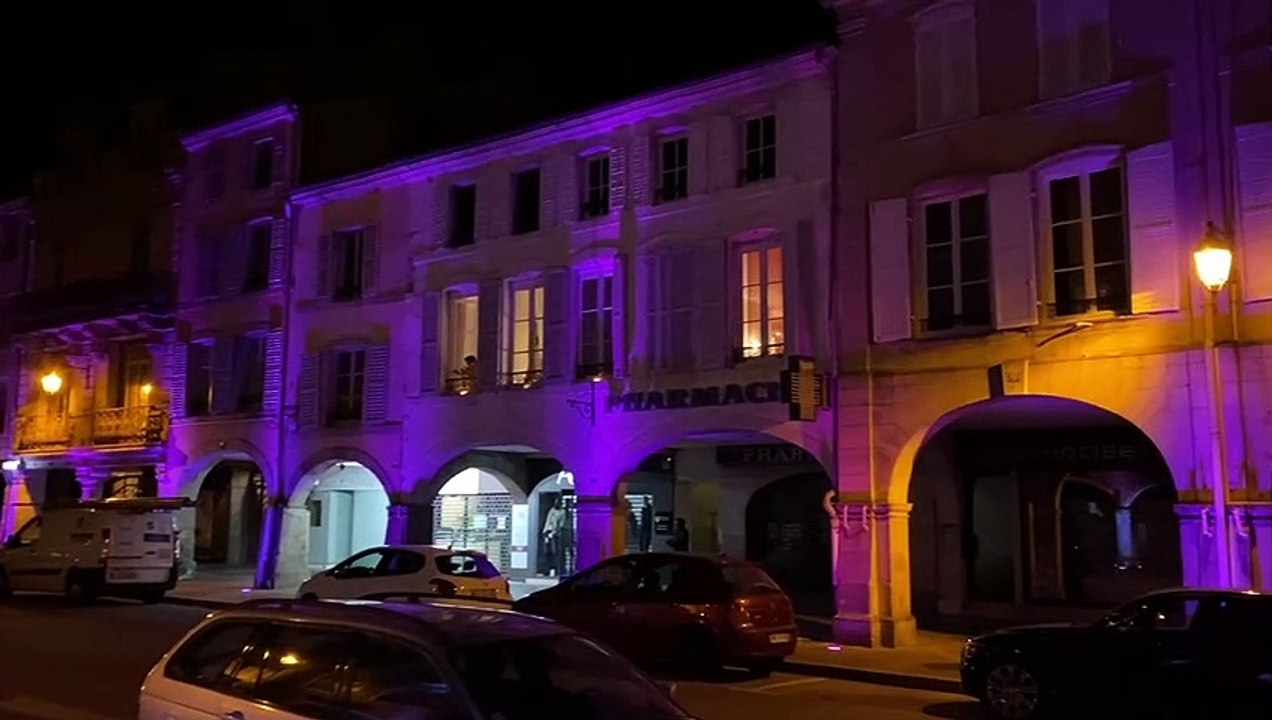 A 20h, une minute de chaleureux applaudissements pour les soignants à Remiremont