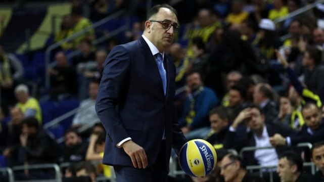 Fenerbahçe Beko İdari Menajeri Cenk Renda: Yüzde 1 milyon koronayım