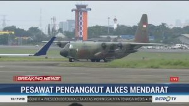 Pesawat Pengangkut Alat Kesehatan dari Tiongkok Tiba di Lanud Halim